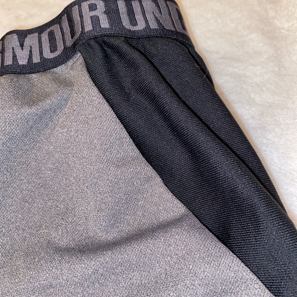 Under Armour shorts - Picture 3 of 7